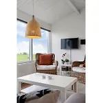 Cozy Coastal Retreat On The *