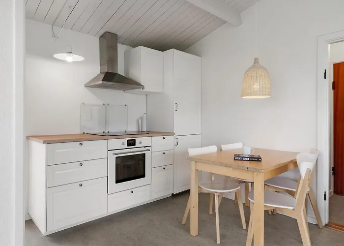 Cozy Coastal Retreat On The Dom wakacyjny *